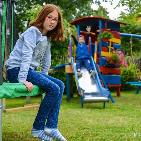 Orman Evi Pod Krzywym Dachem Karpniki