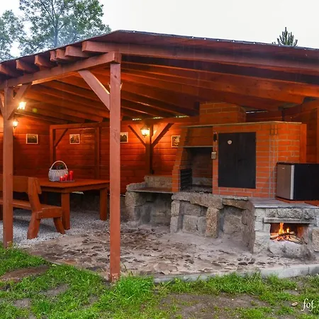 Pod Krzywym Dachem Orman Evi *