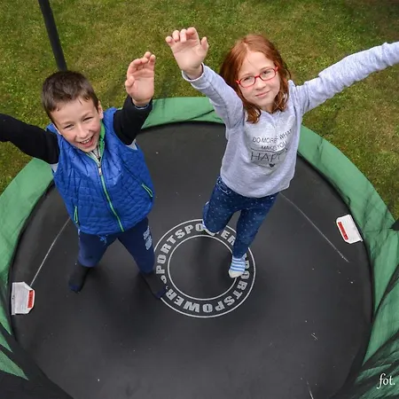 Pod Krzywym Dachem Chata Karpniki