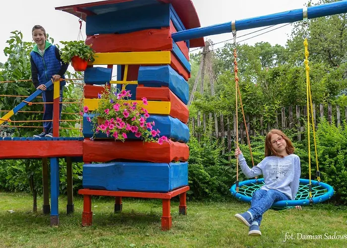 Orman Evi Pod Krzywym Dachem *