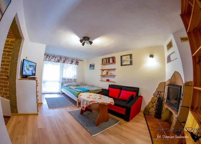 Pod Krzywym Dachem Hytte Karpniki