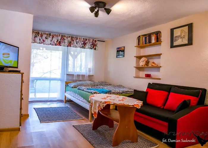 Orman Evi Pod Krzywym Dachem Karpniki